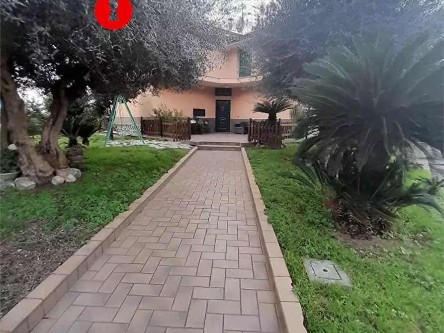 Immagine 1 di Villa in vendita  in Cancello scalo a San Felice A Cancello