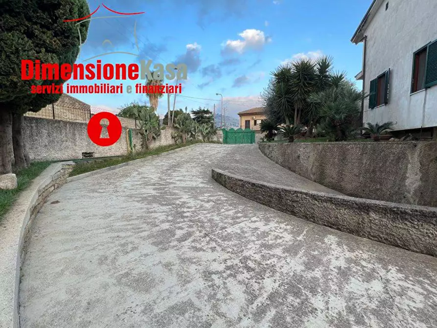Immagine 44 di Villa in vendita  in Cancello scalo a San Felice A Cancello