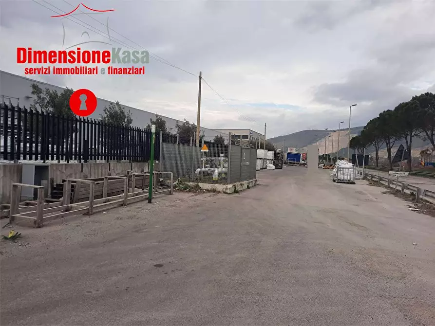 Immagine 6 di Capannone industriale in affitto  in Via Boscofangone a Nola