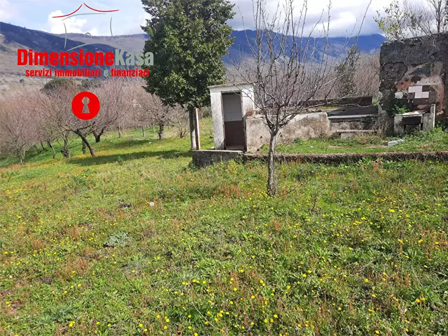 Immagine 11 di Rustico / casale in vendita  in  Via Santa Lucia a Roccarainola