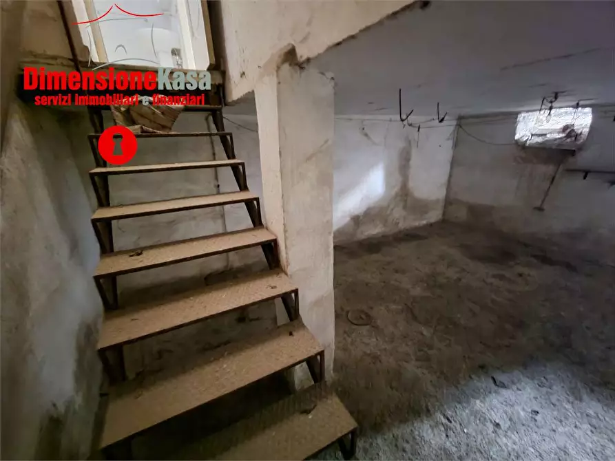 Immagine 15 di Bilocale in vendita  in via cisterna 52 a Cimitile