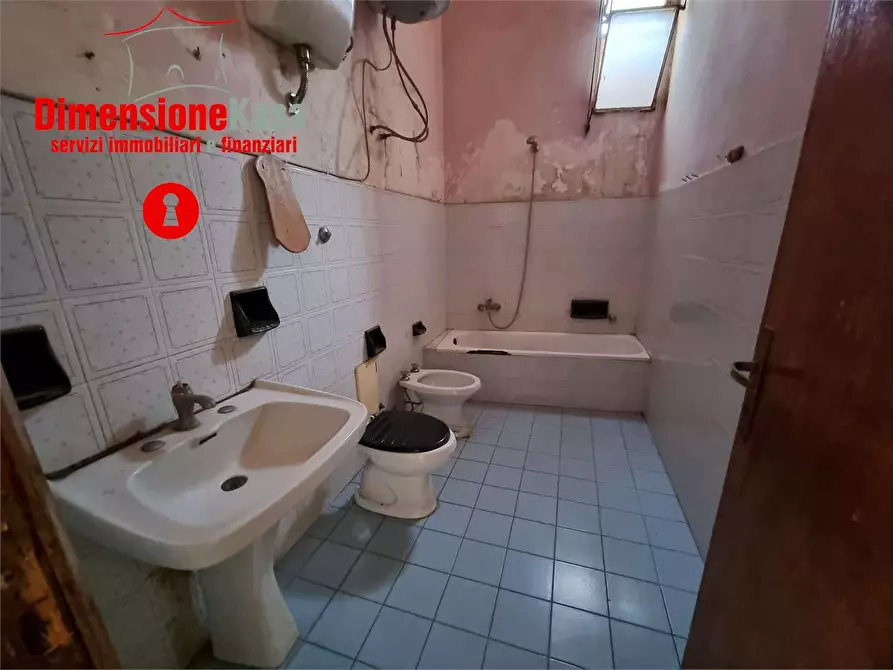 Immagine 16 di Quadrilocale in vendita  in via cisterna a Cimitile