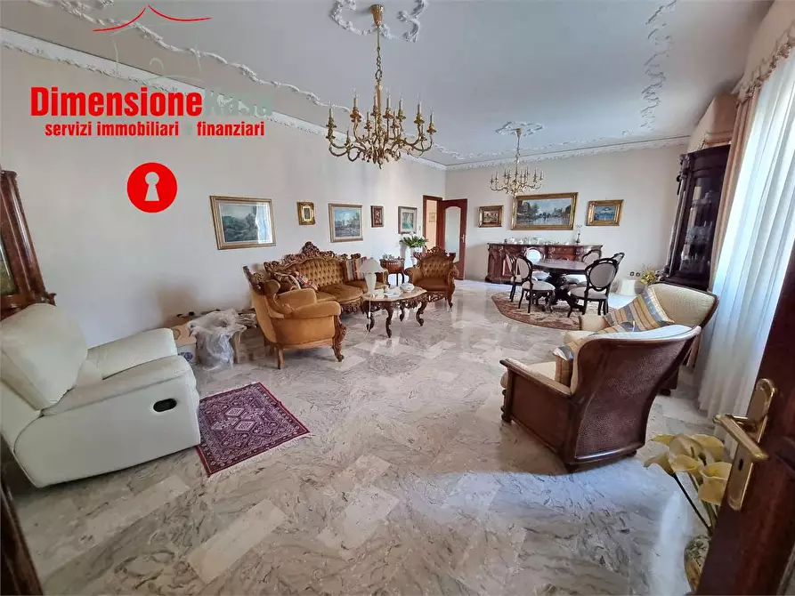 Immagine 1 di Quadrilocale in vendita  in via boccio 96 a Nola