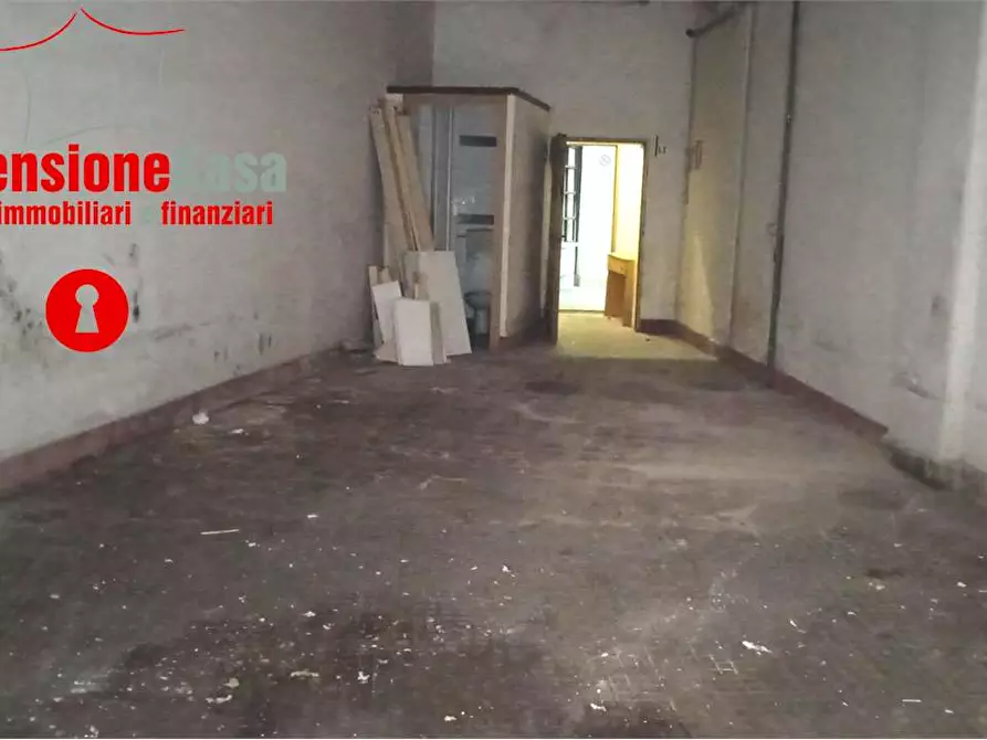 Immagine 10 di Magazzino in affitto  in via Fonseca a Nola