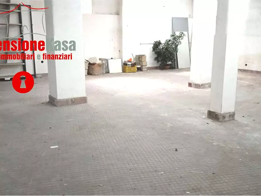 Immagine 9 di Magazzino in affitto  in via Fonseca a Nola