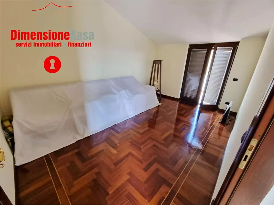 Immagine 20 di Villa in vendita  in via caserta  60 a Cicciano