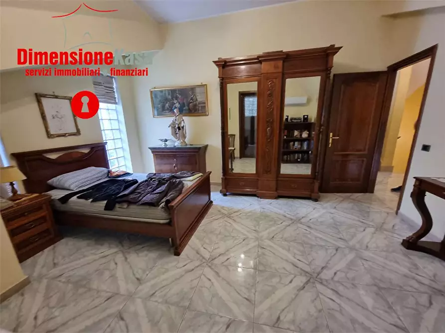 Immagine 32 di Villa in vendita  in via Roma 117 a Cimitile