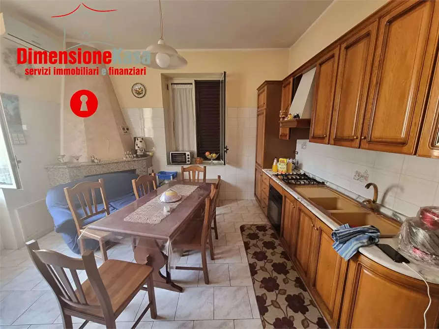 Immagine 5 di Porzione di casa in vendita  in via casa ettore 10 a Marzano Di Nola