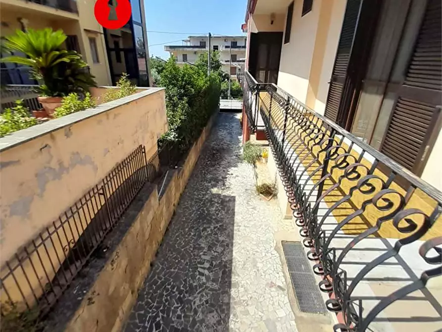 Immagine 47 di Villa in vendita  in Via  Barracco 77 a San Felice A Cancello