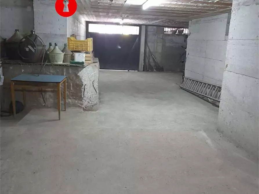 Immagine 45 di Villa in vendita  in Via  Barracco 77 a San Felice A Cancello