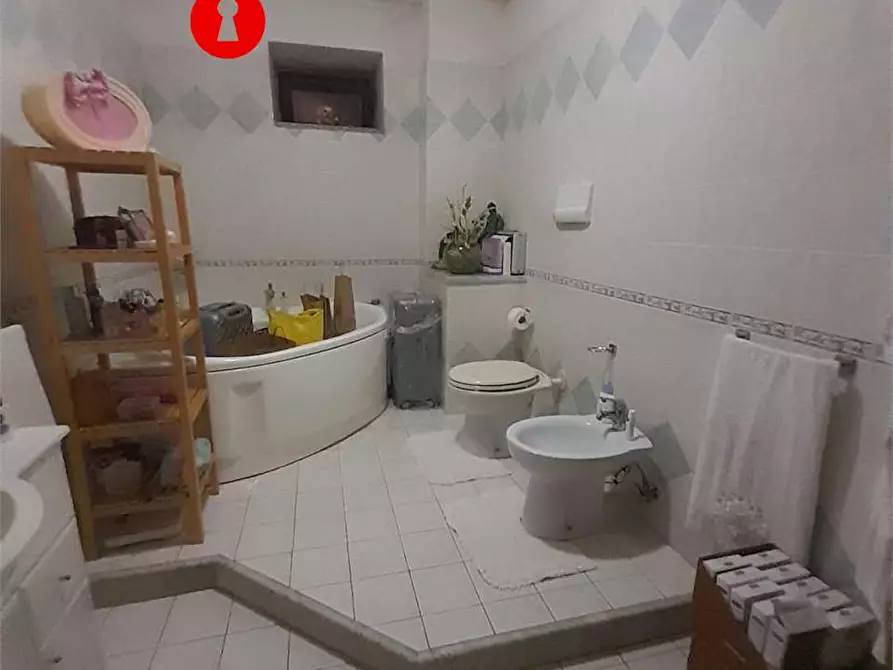 Immagine 77 di Villa in vendita  in Via  Barracco 77 a San Felice A Cancello