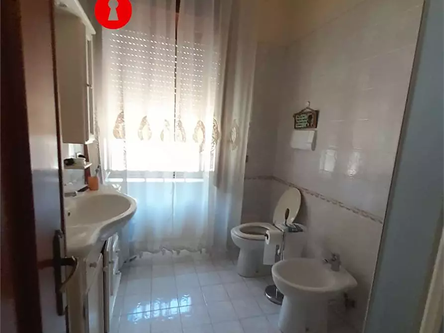 Immagine 22 di Villa in vendita  in Via  Barracco 77 a San Felice A Cancello