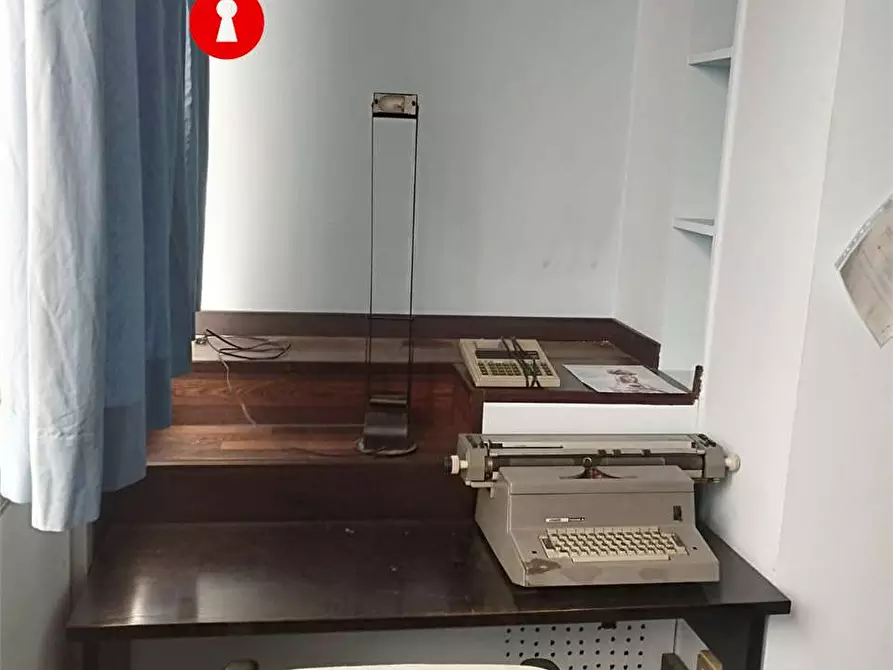 Immagine 8 di Ufficio in affitto  in CIS a Nola