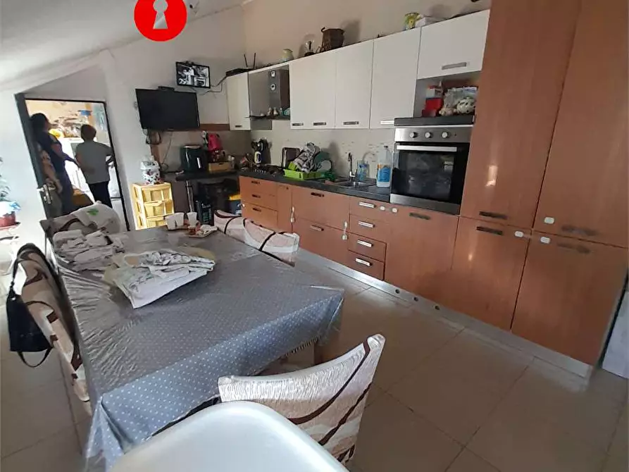 Immagine 41 di Stabile in vendita  in Via Tavernola 1 a San Felice A Cancello