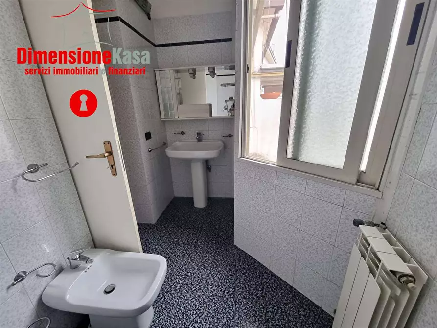 Immagine 19 di Trilocale in vendita  in via tansillo a Nola