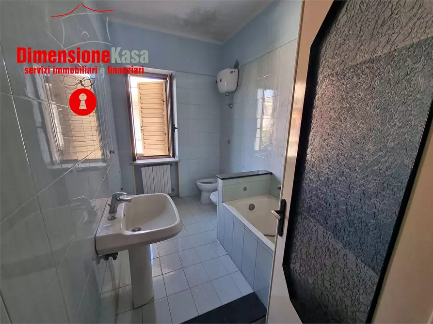 Immagine 39 di Stabile in vendita  in via madonnelle 49 a Cimitile