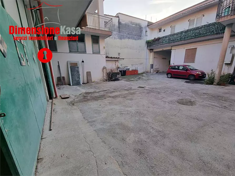 Immagine 14 di Laboratorio in vendita  in don luigi sturzo 6 a Cimitile