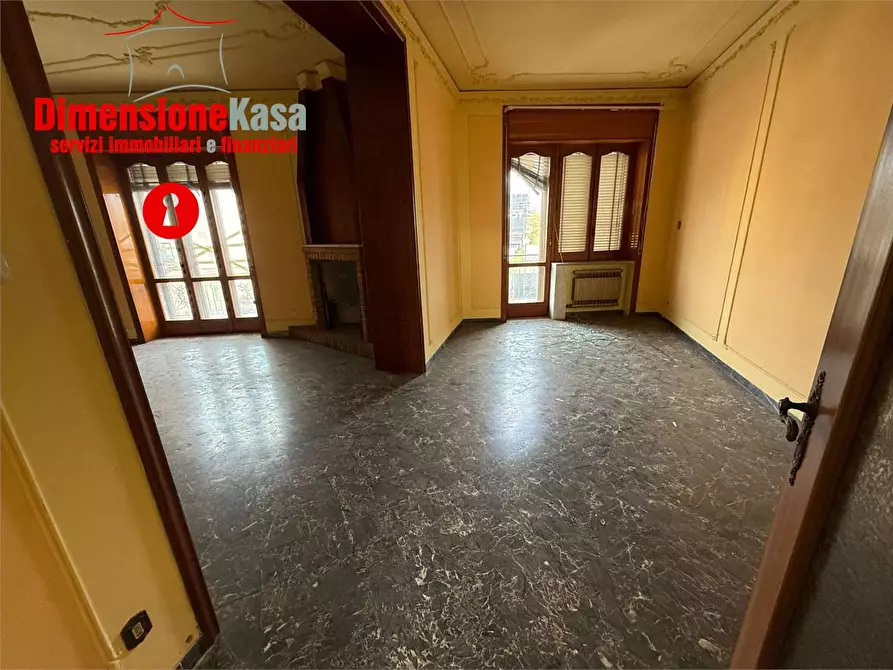 Immagine 37 di Quadrilocale in vendita  in SS.7 Bis 204 a Nola