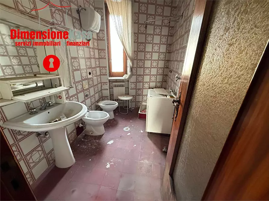 Immagine 44 di Quadrilocale in vendita  in SS.7 Bis 204 a Nola