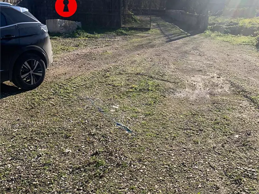 Immagine 10 di Capannone industriale in vendita  in via fiume 100 a Tufino