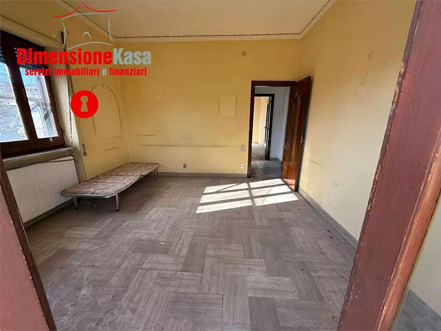 Immagine 14 di Quadrilocale in vendita  in via cimitile 24 a Nola