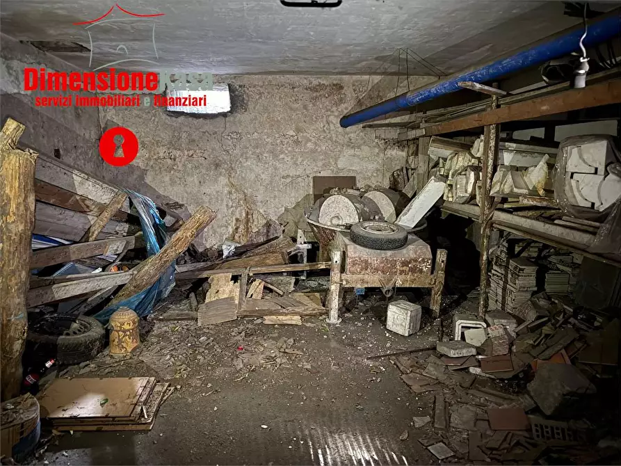 Immagine 15 di Quadrilocale in vendita  in via cimitile 24 a Nola