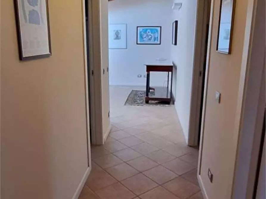 Immagine 14 di Ufficio in affitto  in via giordano bruno 42 a Nola