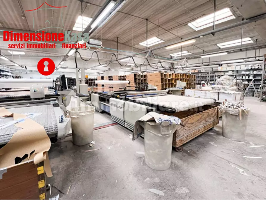 Immagine 10 di Capannone industriale in vendita  in Via Boscofangone a Nola