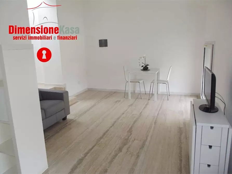 Immagine 7 di Monolocale in affitto  in  nazionale delle puglie 8 a Cimitile