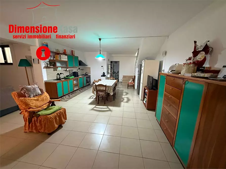 Immagine 24 di Villa in affitto  in via nazionale delle puglie 155 a Nola