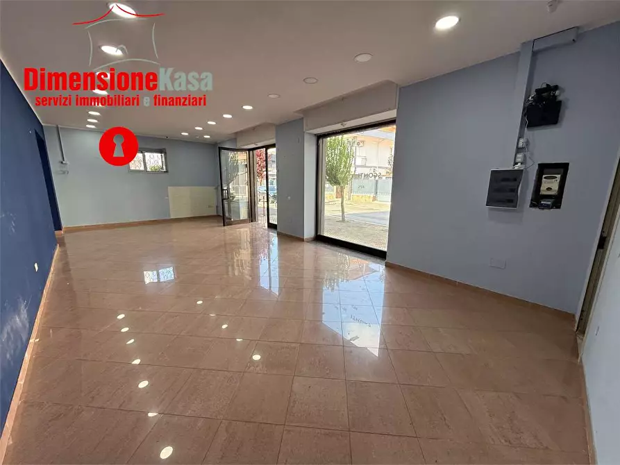 Immagine 7 di Negozio in affitto  in VIA MARIO DE SENA a Nola