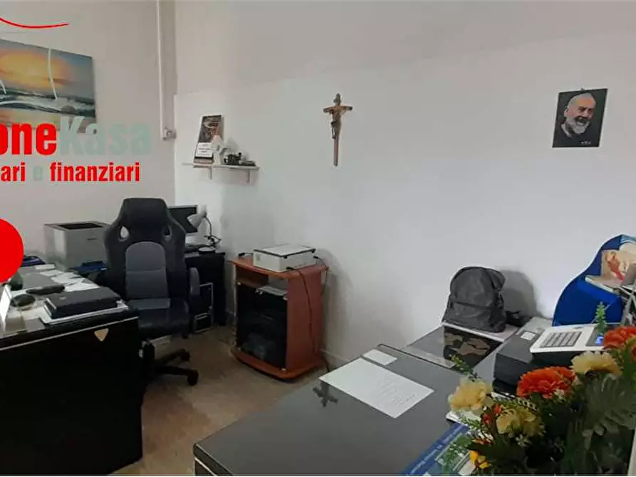 Immagine 3 di Ufficio in vendita  a Nola