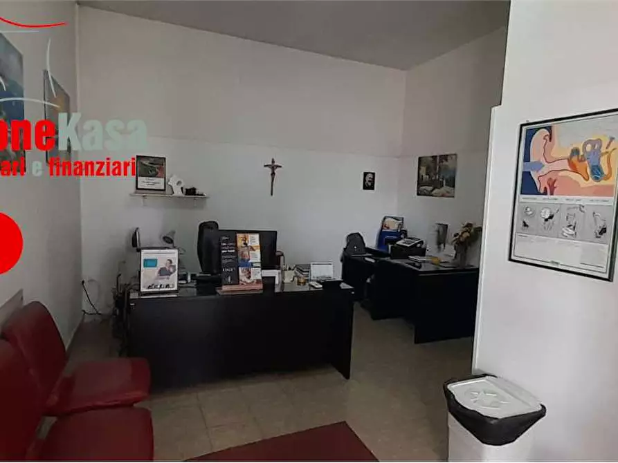 Immagine 5 di Ufficio in vendita  a Nola