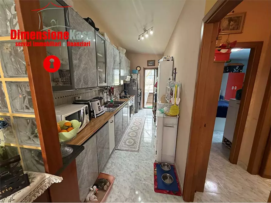 Immagine 5 di Trilocale in vendita  in viale amerigo crispo 20 a Cimitile