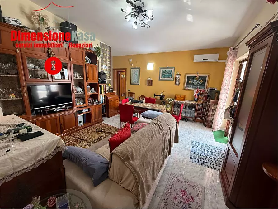 Immagine 1 di Trilocale in vendita  in viale amerigo crispo 20 a Cimitile