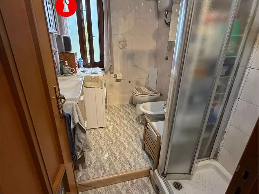 Immagine 17 di Trilocale in vendita  in viale amerigo crispo 20 a Cimitile