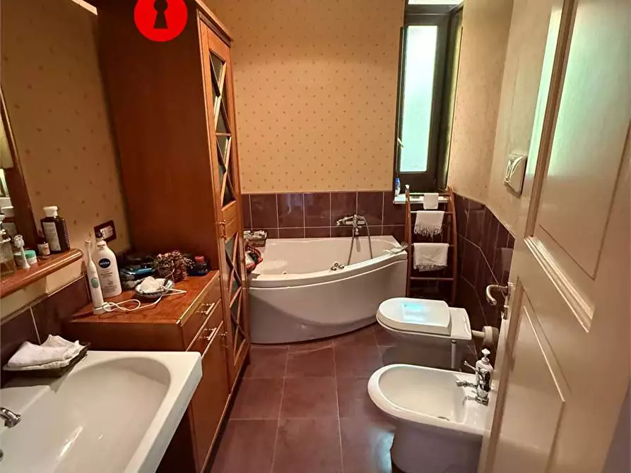 Immagine 13 di Stabile in vendita  in Piazza castel nuovo delle Lanze 5 a San Paolo Bel Sito