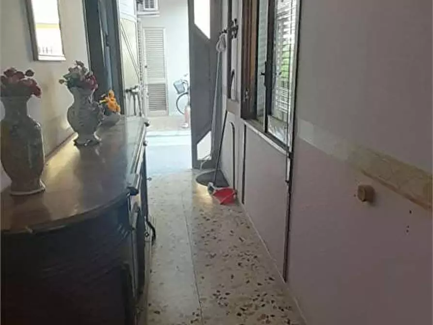 Immagine 14 di Porzione di casa in vendita  in via polvica a Nola