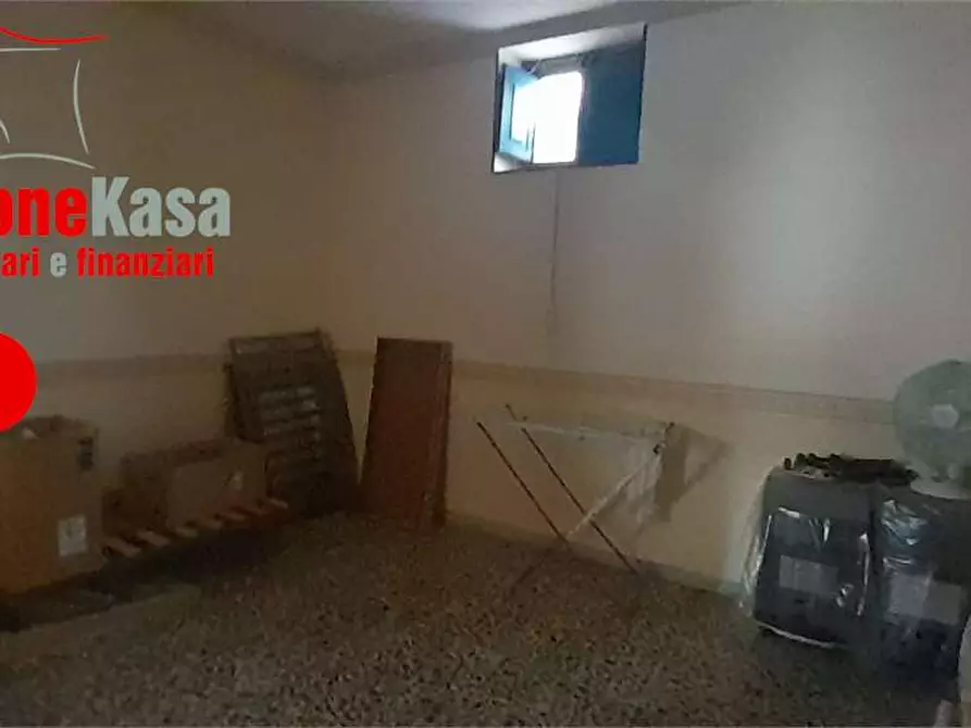 Immagine 8 di Porzione di casa in vendita  in via polvica a Nola