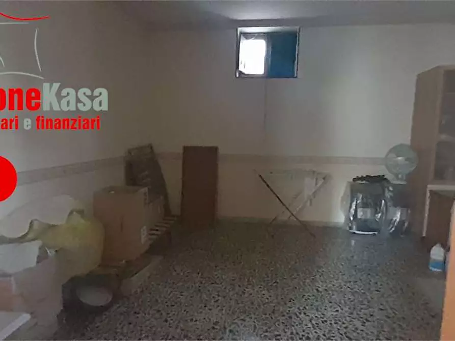 Immagine 6 di Porzione di casa in vendita  in via polvica a Nola