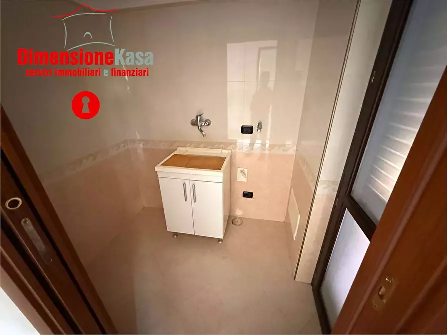 Immagine 19 di Villa in affitto  in via nazionale delle puglie 155 a Nola