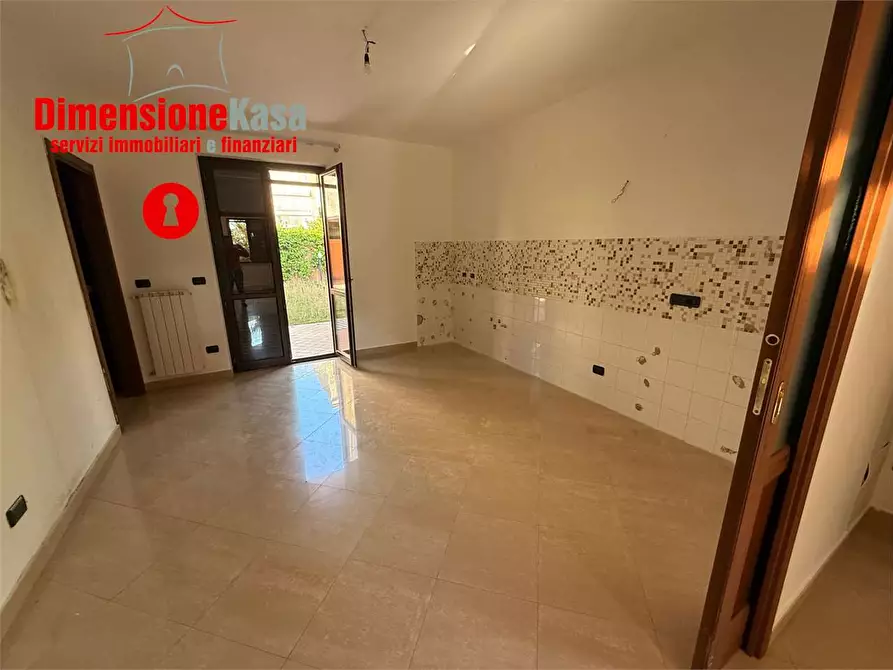 Immagine 12 di Villa in affitto  in via nazionale delle puglie 155 a Nola