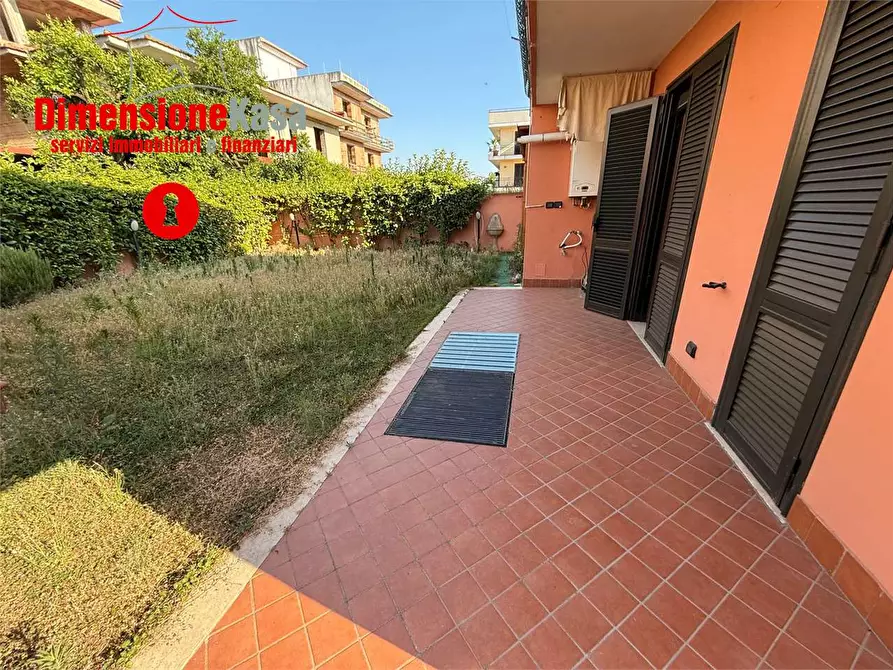 Immagine 3 di Villa in affitto  in via nazionale delle puglie 155 a Nola