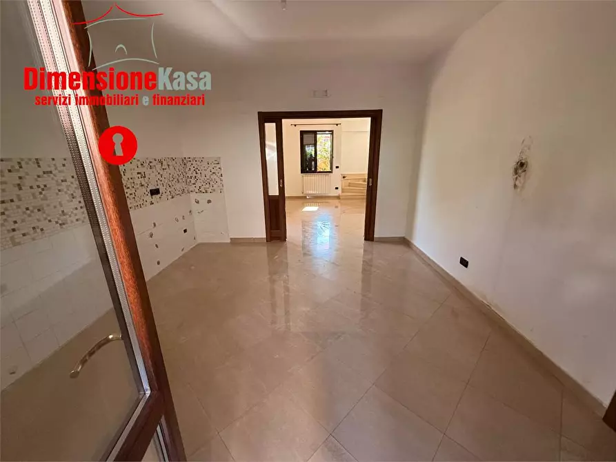 Immagine 13 di Villa in affitto  in via nazionale delle puglie 155 a Nola