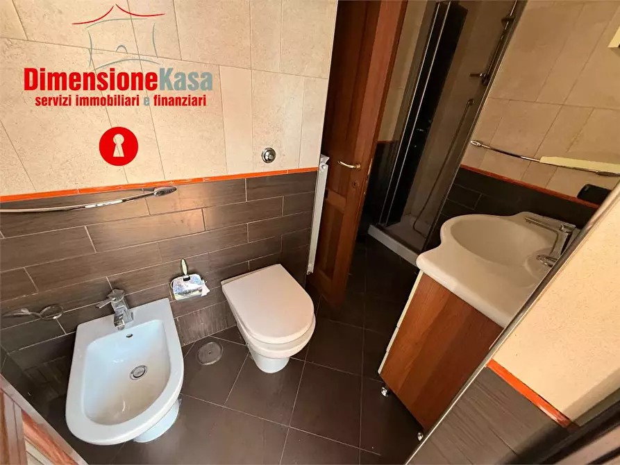 Immagine 23 di Villa in affitto  in via nazionale delle puglie 155 a Nola