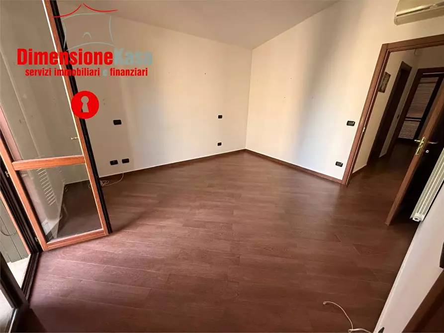 Immagine 17 di Villa in affitto  in via nazionale delle puglie 155 a Nola