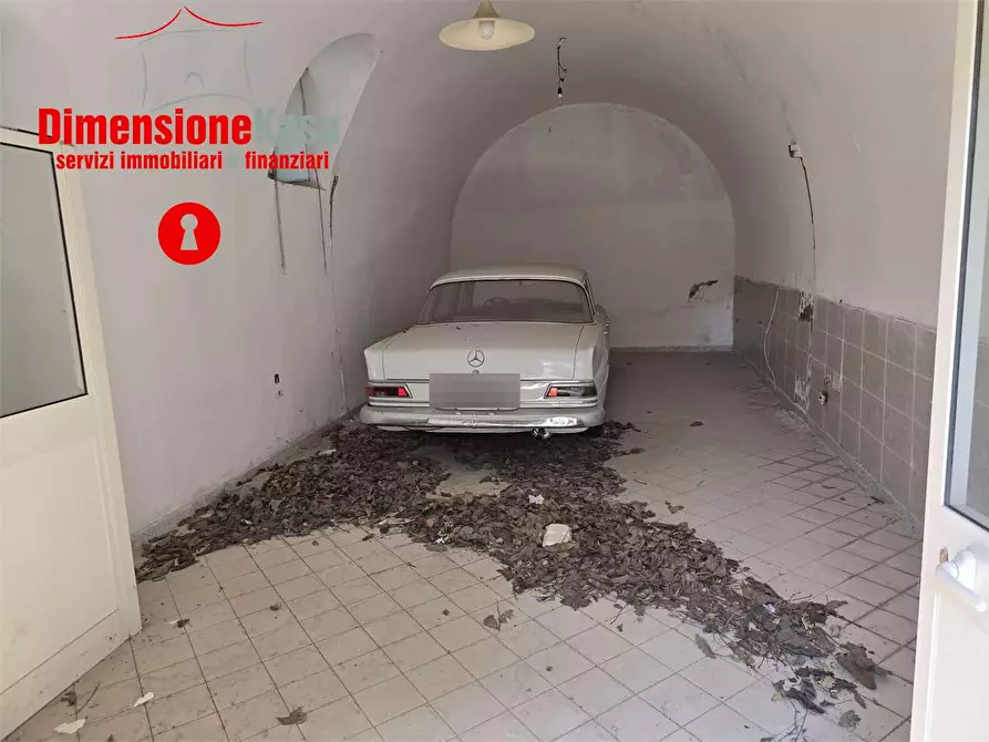 Immagine 2 di Magazzino in affitto  in Via Polvica a San Felice A Cancello