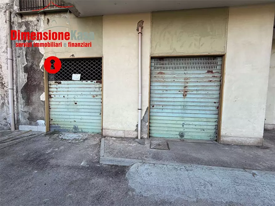 Immagine 1 di Magazzino in vendita  in viale Crispi a Cimitile