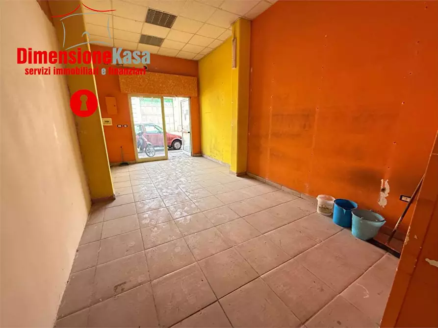 Immagine 1 di Negozio in vendita  in Via Saviano 253 a Nola