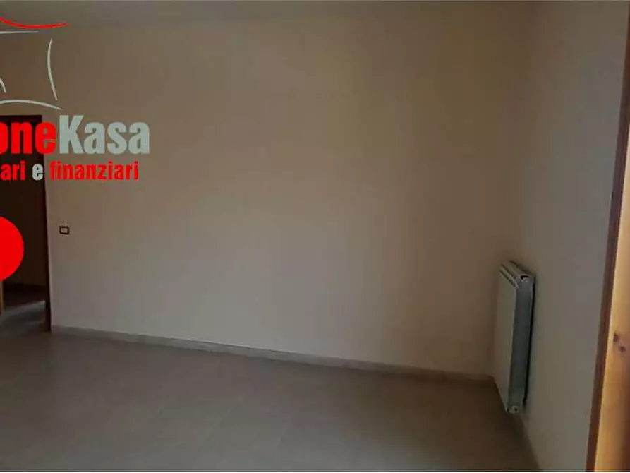 Immagine 13 di Trilocale in vendita  in via dei mille a Nola